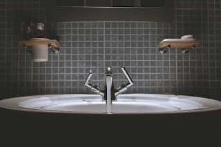 Consigli per pulizia delle piastrelle del bagno: come fare?