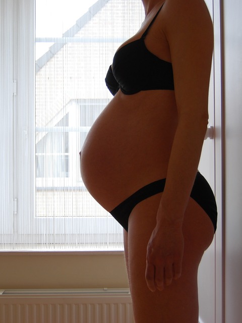 Acidità in gravidanza: come combattere bruciore di stomaco